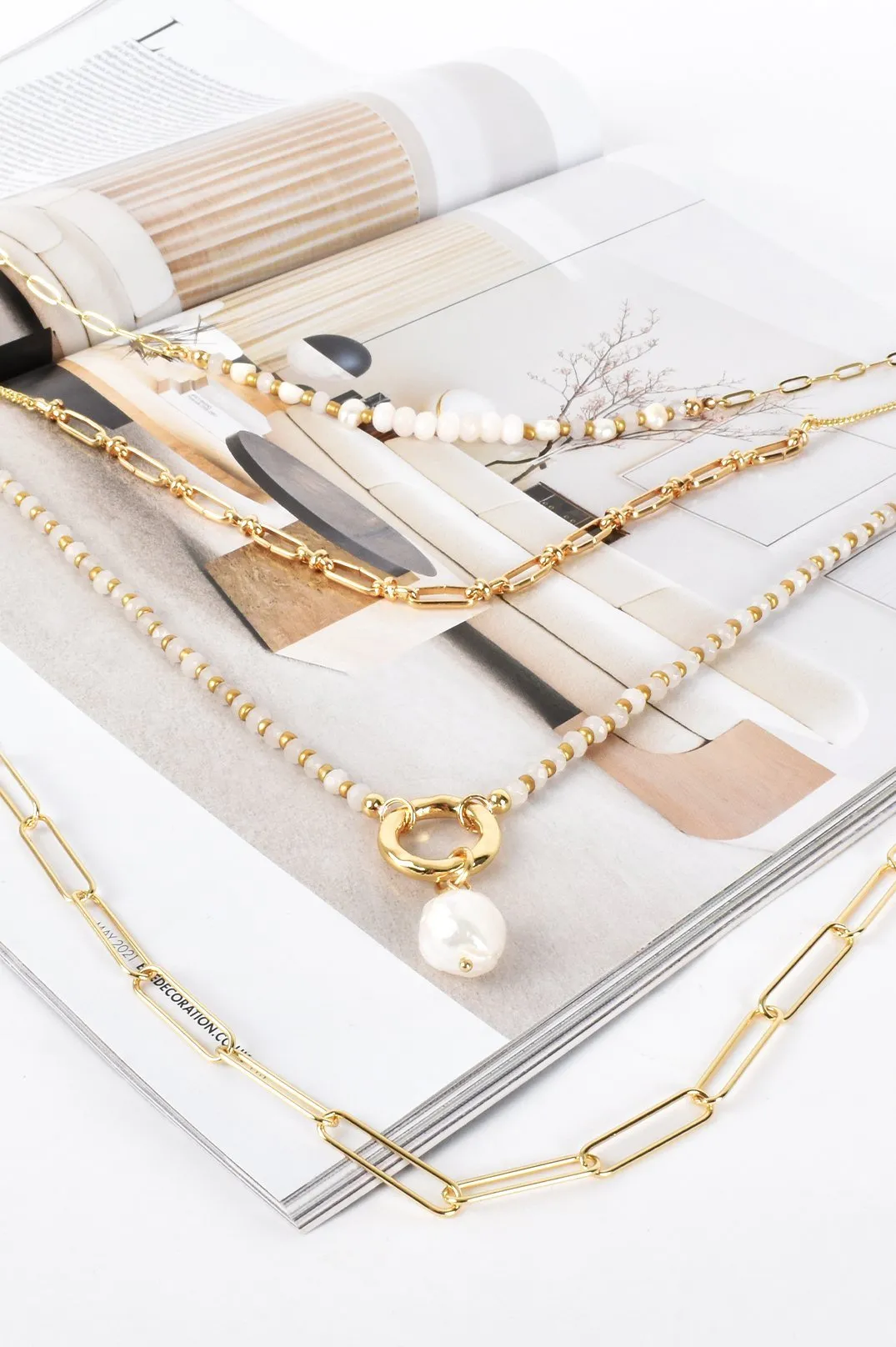 LAYERED BEAD PEARL MIX NECKLACE